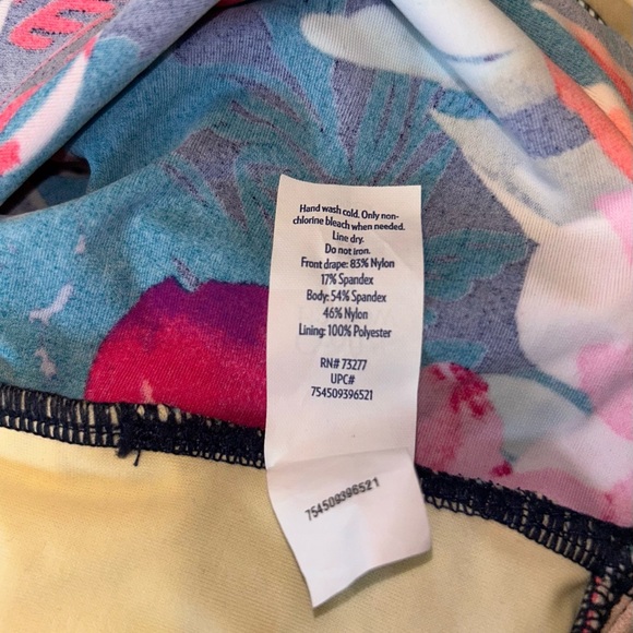 Croft & Barrow Womens One Piece All Over Control Swimsuit Size 16 Bright Floral - Picture 13 of 13